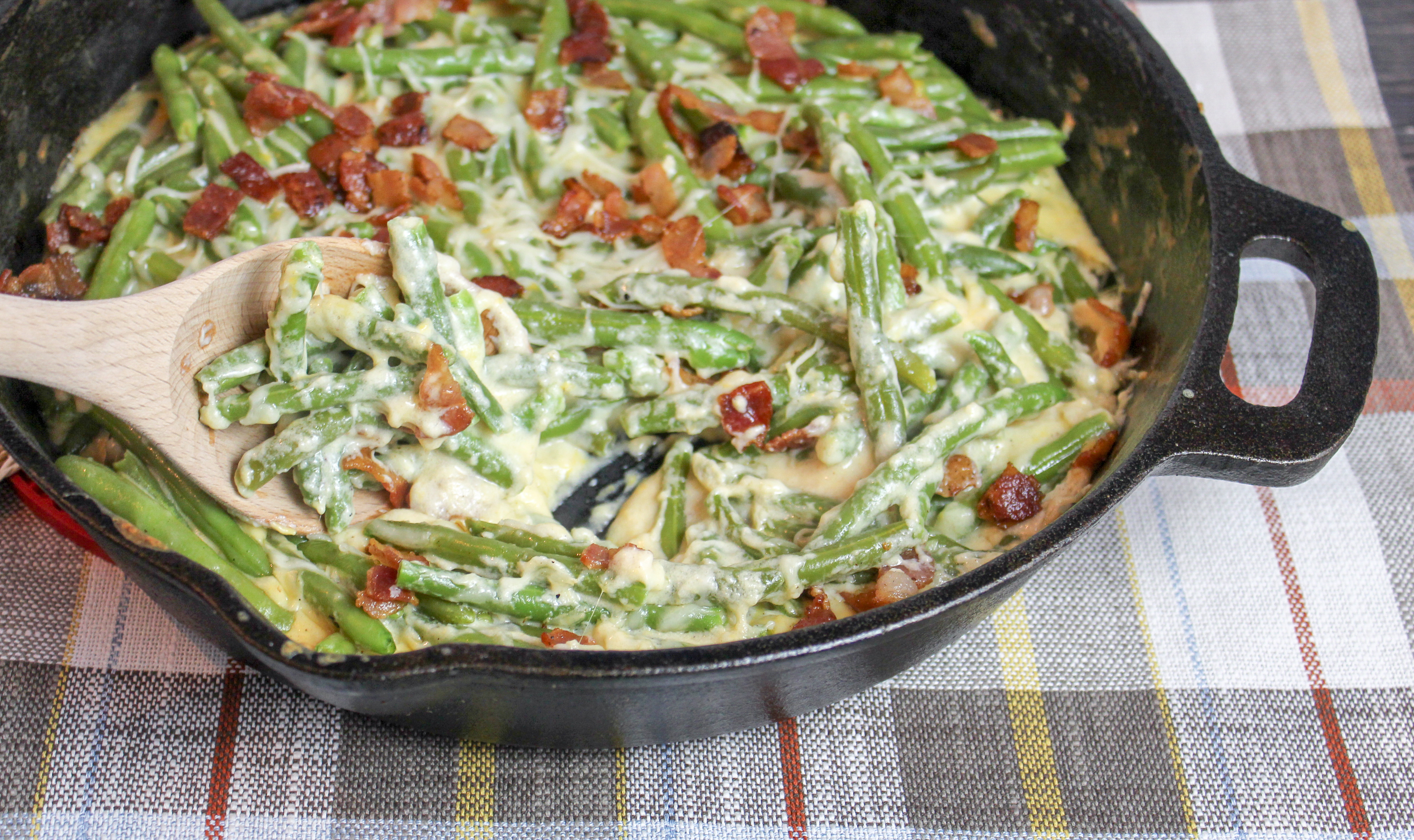 Green Beans Baked with Cheese and Bacon