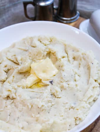 mashed potatoes in a dish