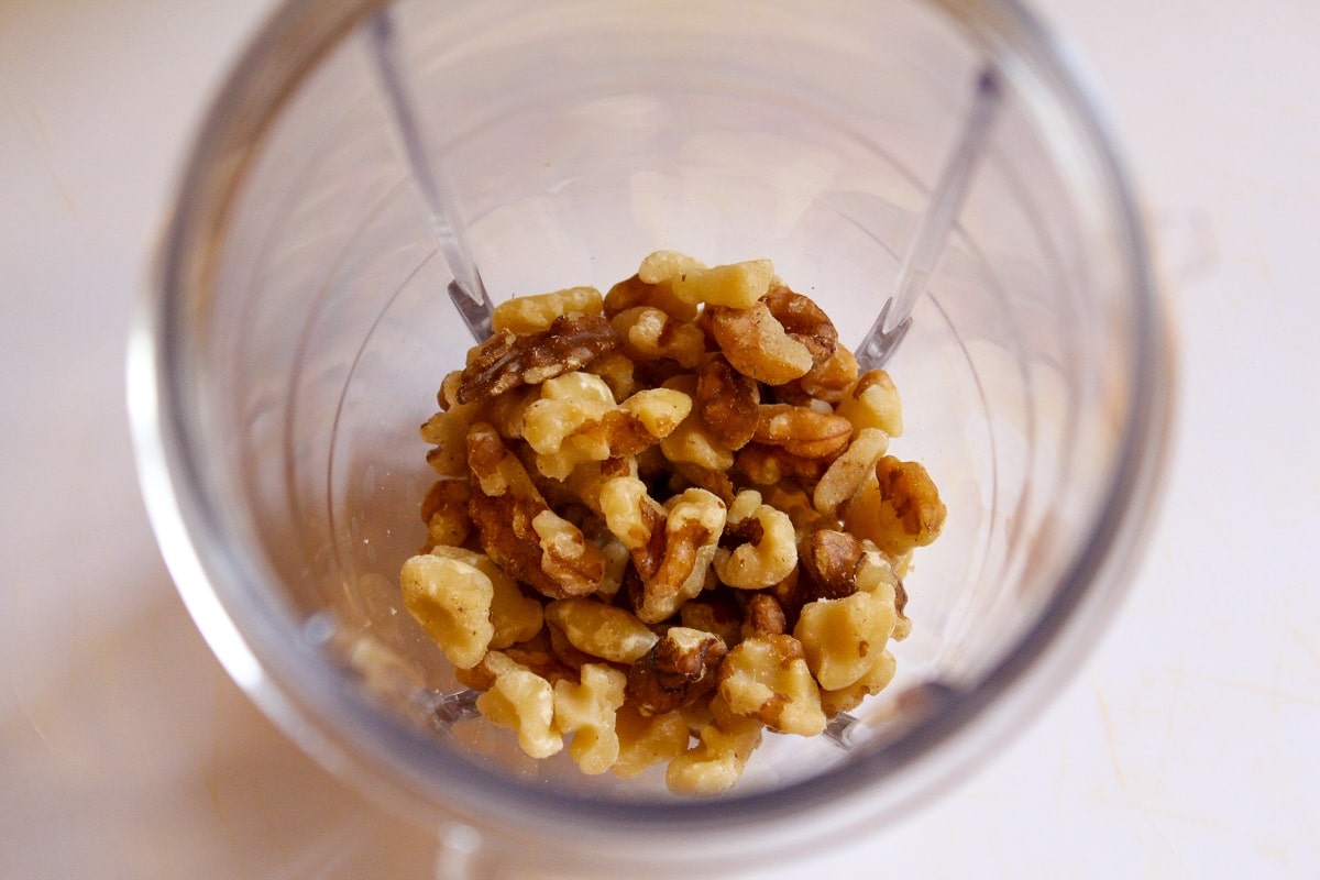 maple walnut dressing preparation